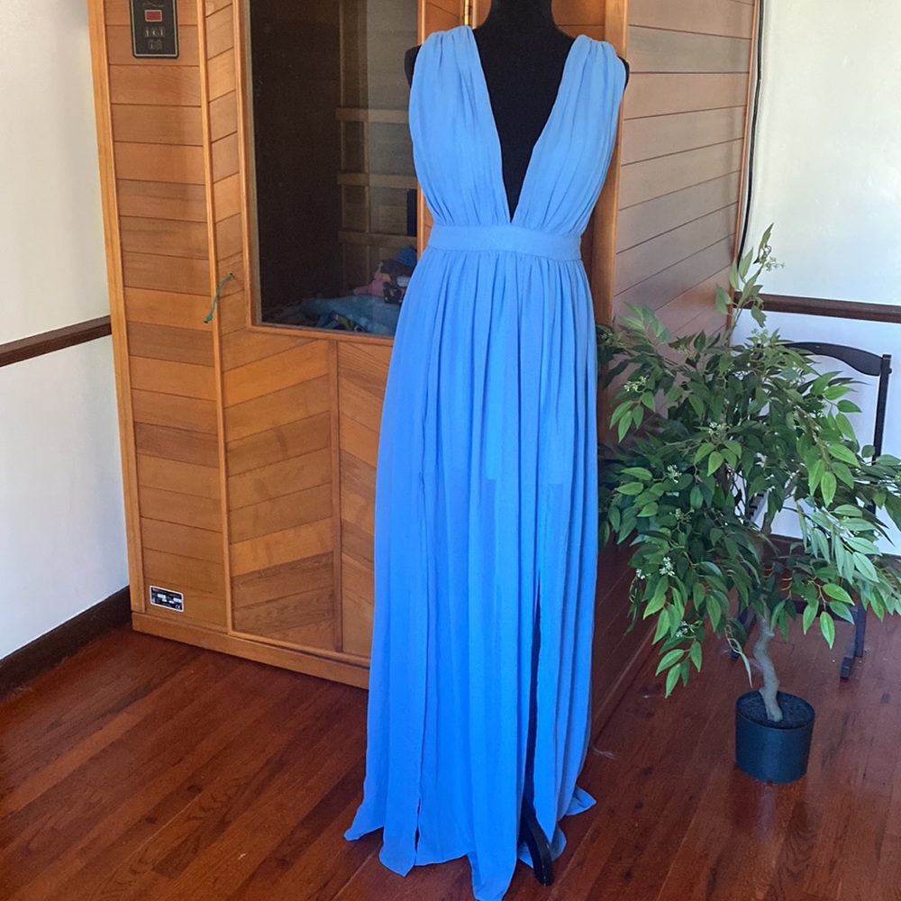 Goddess dress NWT stunning blue, maxi half lined  jr XL women m-L HOT, Classy!